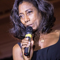 GLÓRIA MARIA